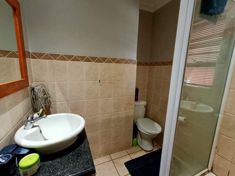 1 Bedroom Property for Sale in Potchefstroom North West